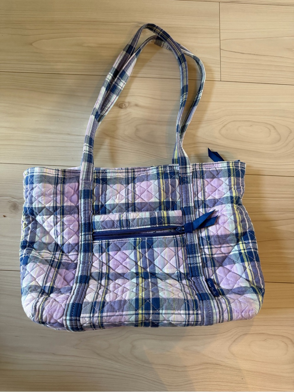 Vera Bradley Small Vera Tote Bag in Amethyst Plaid Purple Pastel Quilted Cotton